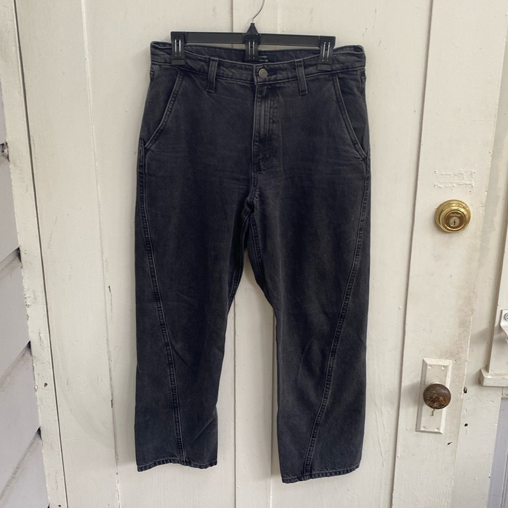Banana Republic High Rise Barrel Leg Jeans Size 28R Washed Black Cropped Cotton